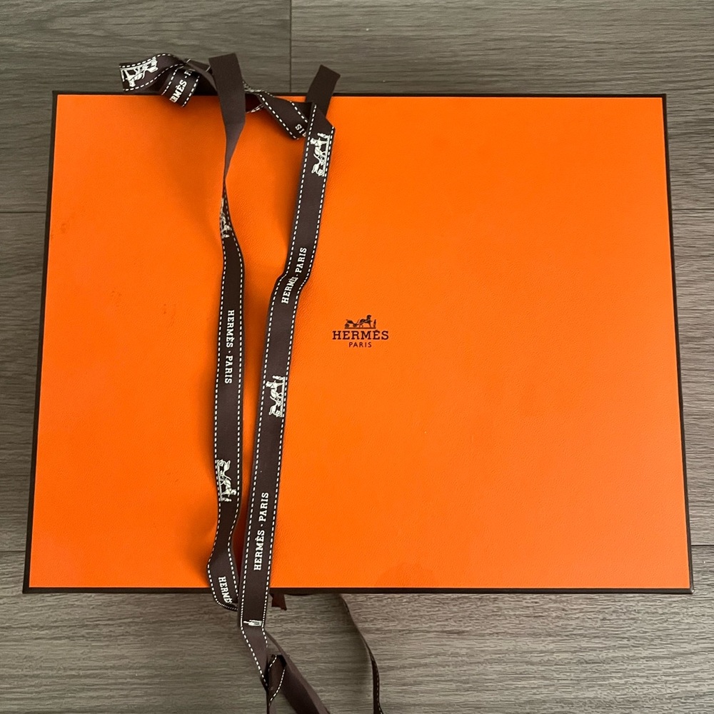 Authentic Hermes Box with ribbon
